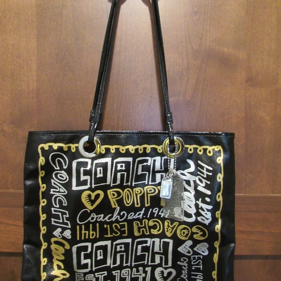 COACH Handbags - COACH Poppy Evie Shopper Tote - New